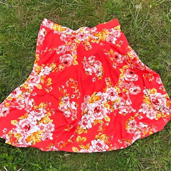 White Mark Women’s Floral Mid Length Full Skirt Size 3XL NWOT - Picture 2 of 6
